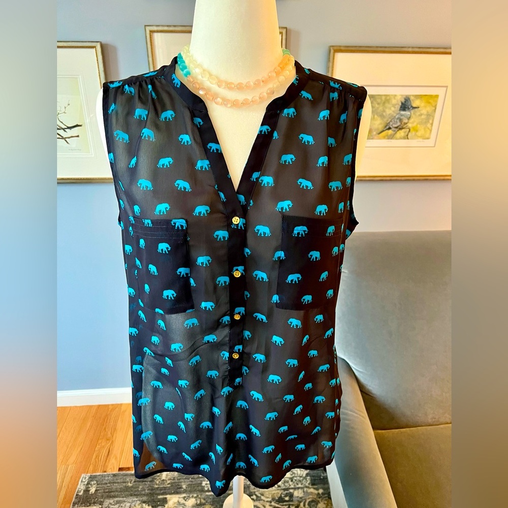 Banana Republic Elephant 🐘 blouse - Size Large